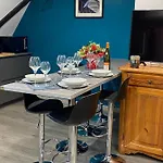 Du Figuier Terrasse Et Climatisation Апартаменты